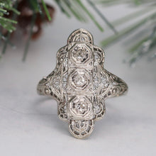 Load image into Gallery viewer, Vintage ring in white gold with diamonds