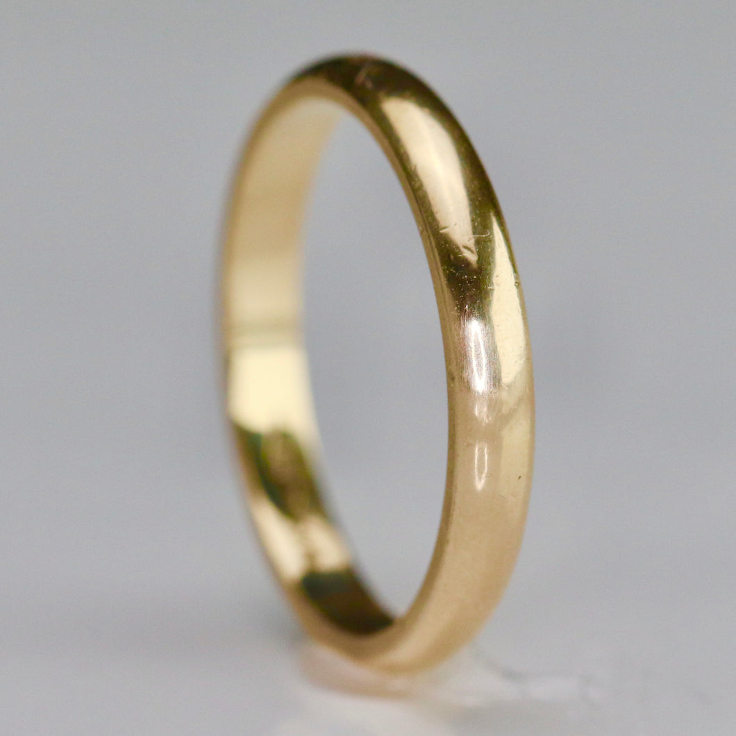 14k yellow gold 2.7mm classic plain band