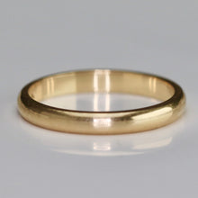 Load image into Gallery viewer, 14k yellow gold 2.7mm classic plain band