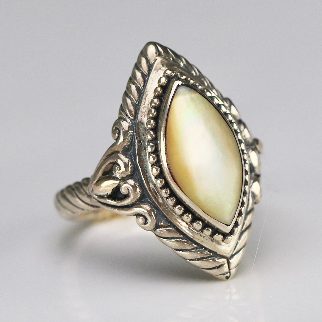 Sterling silver & 18k yellow gold mother of pearl ring