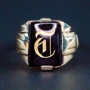 Vintage onyx initial T ring in yellow gold