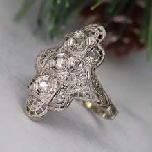 Load image into Gallery viewer, Vintage ring in white gold with diamonds