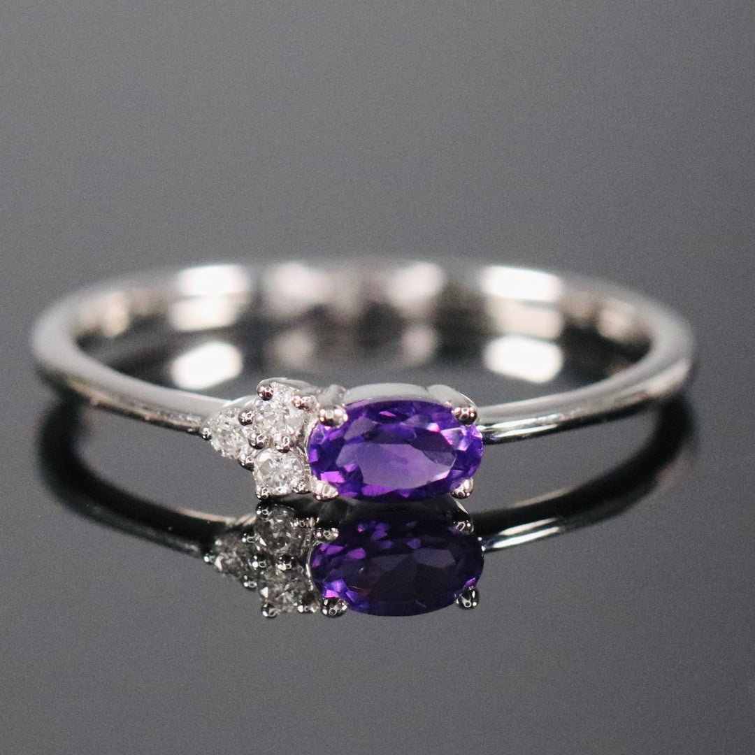 Amethyst and diamond ring in white gold