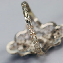 Load image into Gallery viewer, Vintage ring in white gold with diamonds