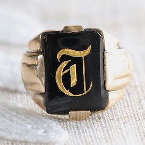 Vintage onyx letter T ring in yellow gold