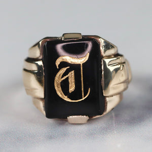 Vintage onyx initial T ring in yellow gold