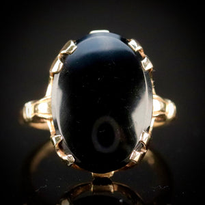 Oval black onyx vintage gold ring in yellow  gold by Manor Jewels