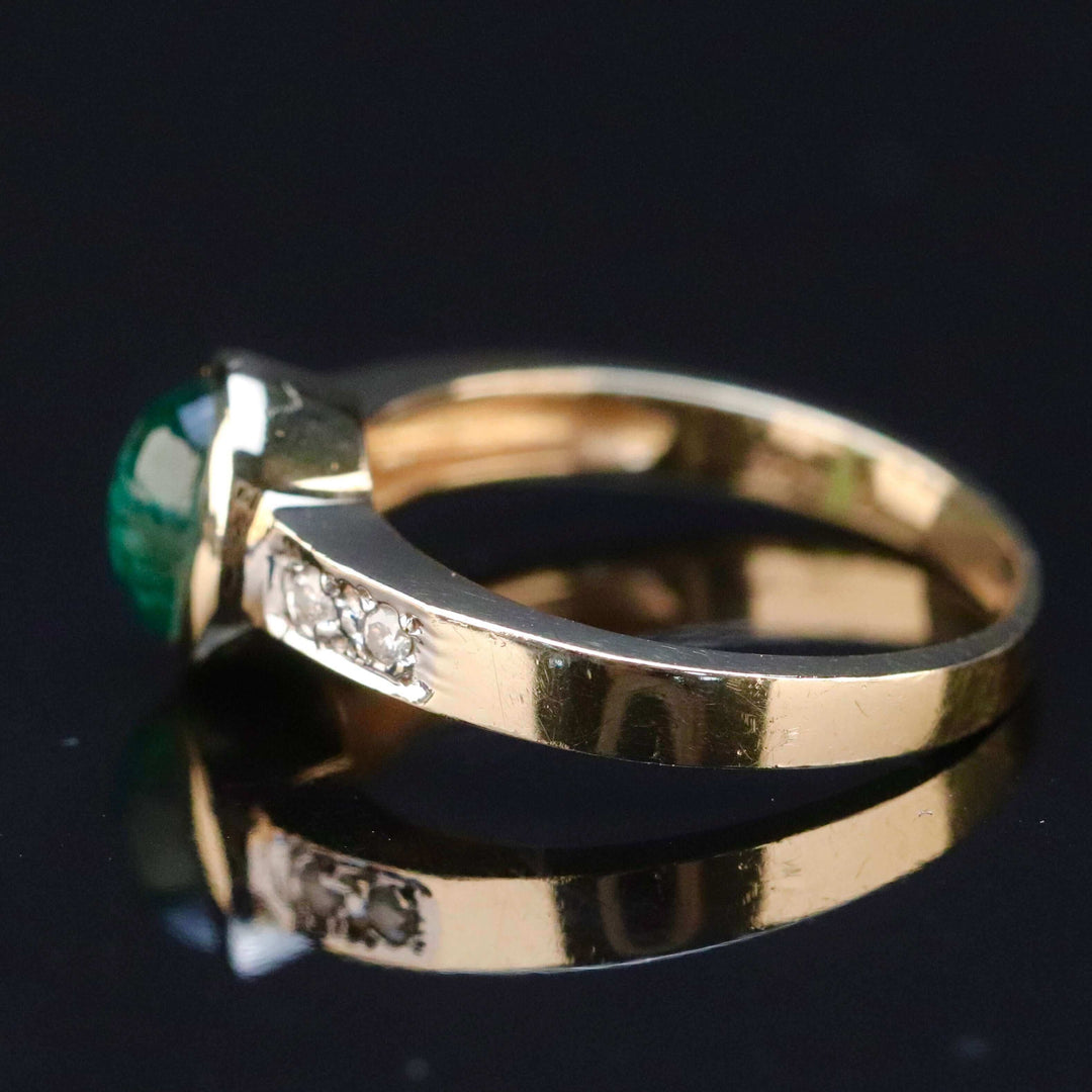 Vintage emerald and diamond ring in yellow gold from Manor Jewels