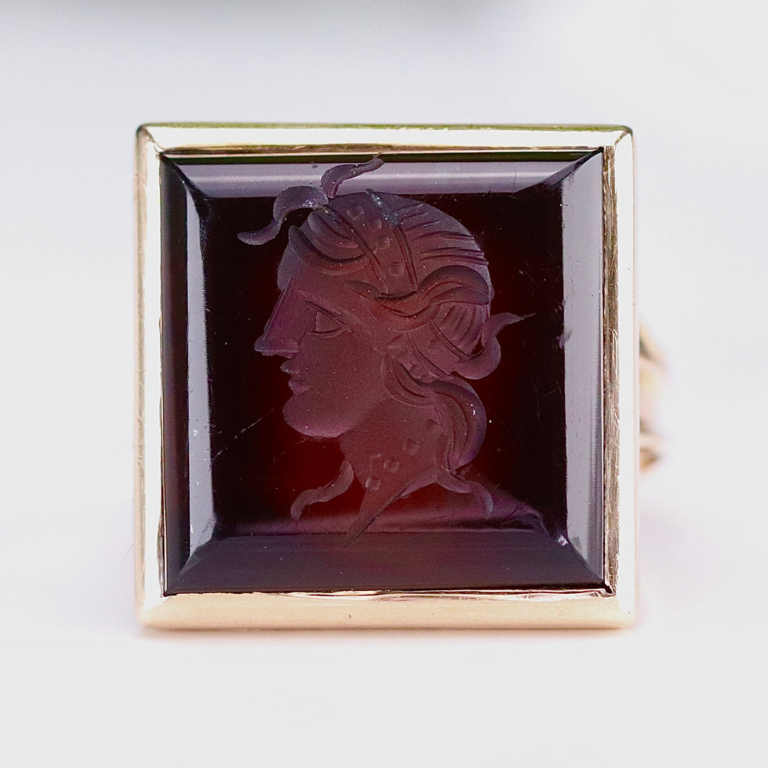 Vintage carnelian intaglio in yellow gold