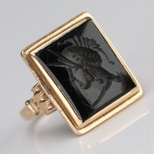 Load image into Gallery viewer, Vintage 1938 14k yellow gold onyx intaglio ring