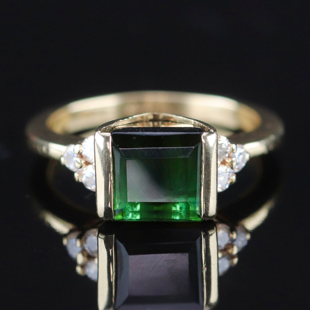 Funky Estate green tourmaline and diamond ring in 14k yellow gold