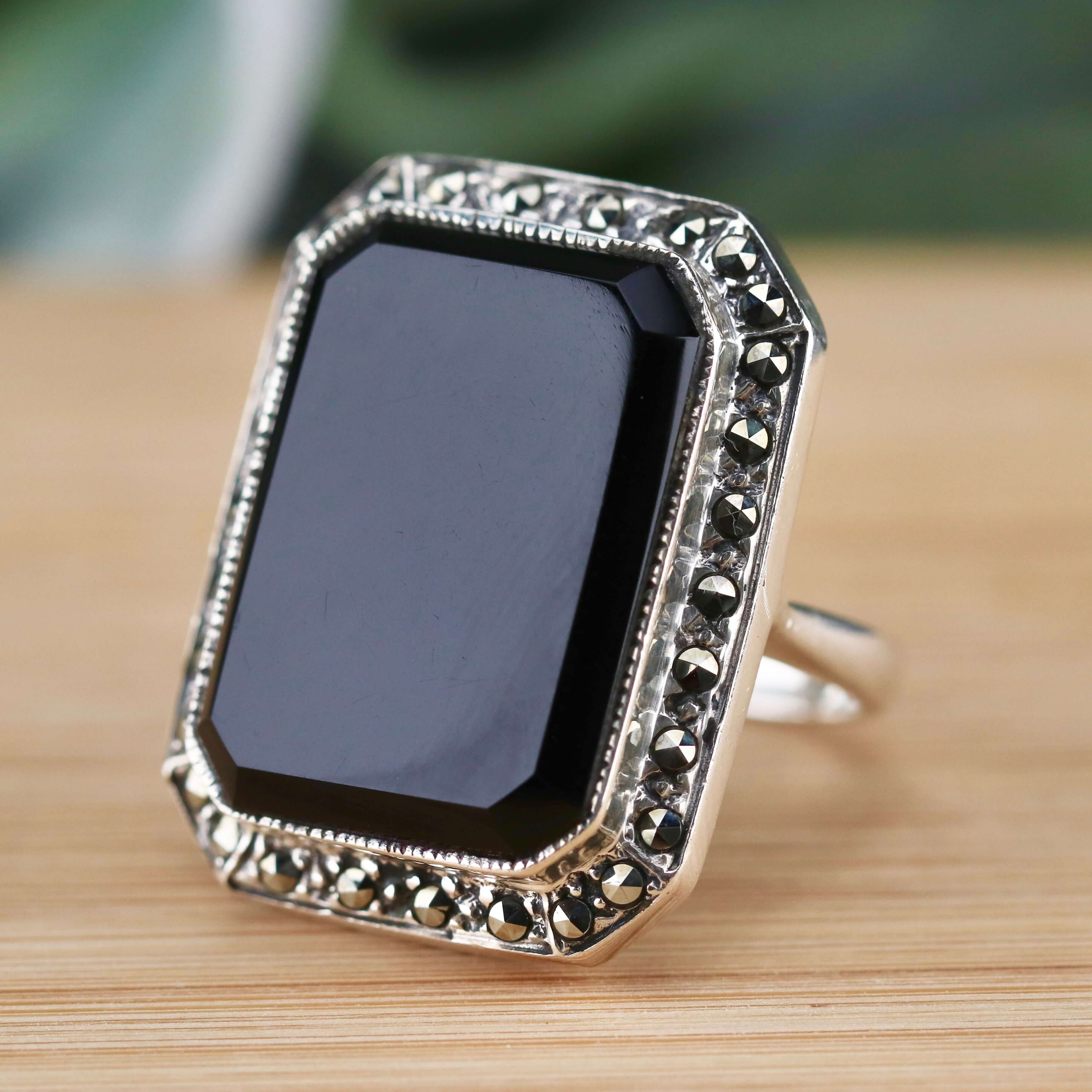 Marcasite & Onyx Sterling outlet Silver Vintage Ring