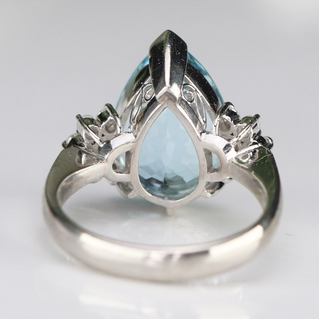 Estate heirloom quality Aquamarine and diamond ring in platinum