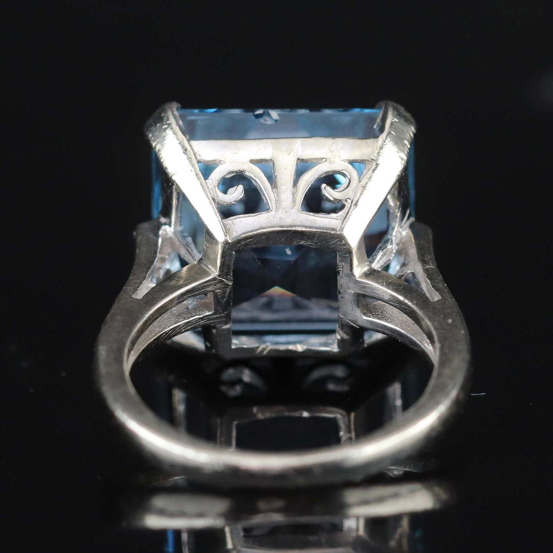 Large vintage blue lab grown spinel in white gold ring