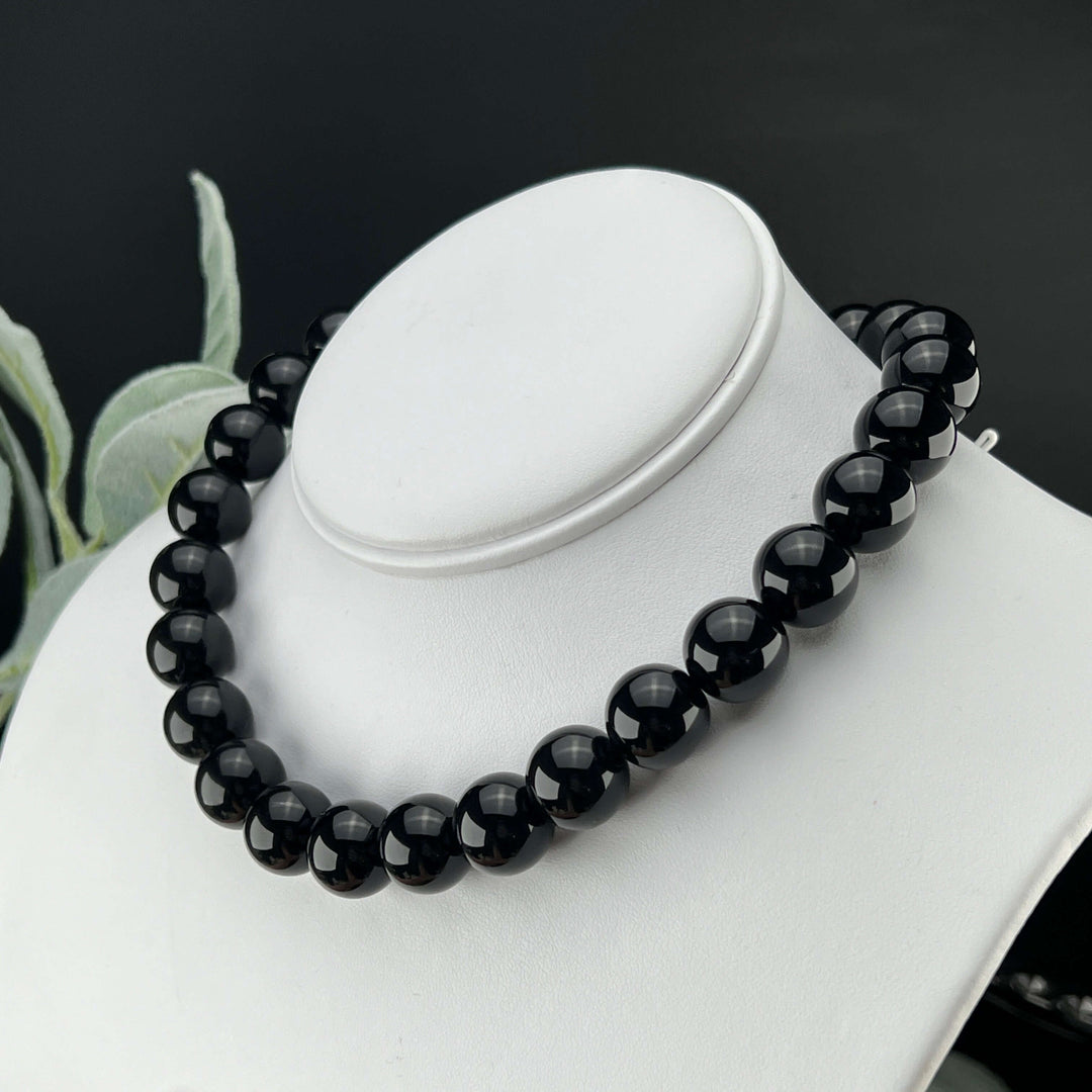 Large onyx bead hank