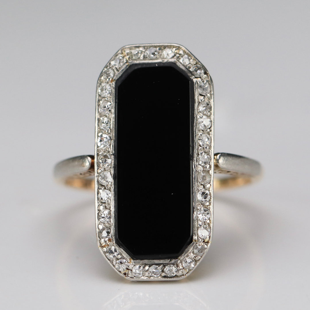 Edwardian Onyx and diamond ring in platinum and 14k yellow gold