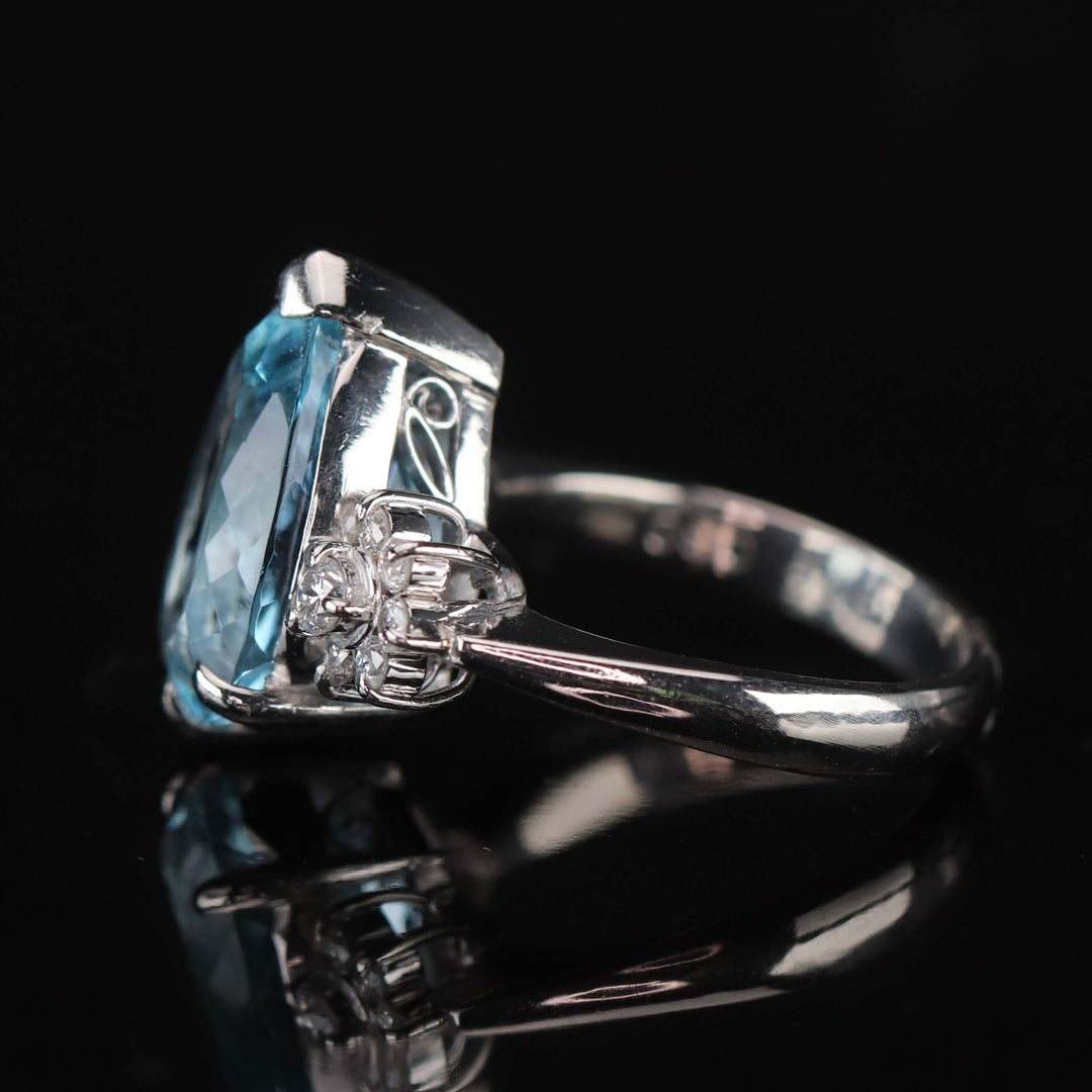 Estate heirloom quality Aquamarine and diamond ring in platinum