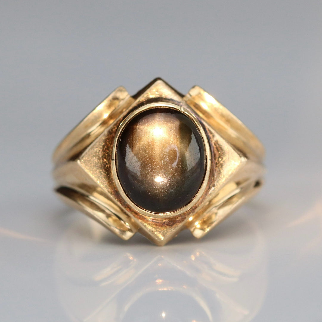 Heavy Vintage star sapphire ring in yellow gold