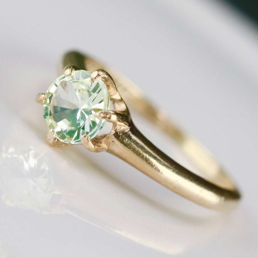 Vintage green spinel solitaire ring in yellow gold