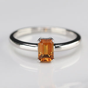 Citrine solitaire ring in white gold