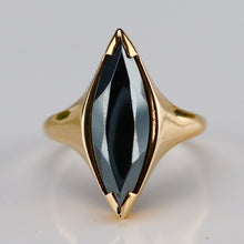 Load image into Gallery viewer, Vintage hematite navette ring in yellow gold