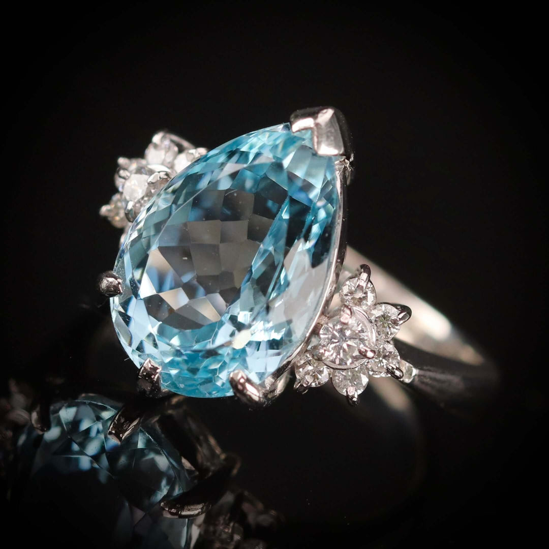 Estate heirloom quality Aquamarine and diamond ring in platinum