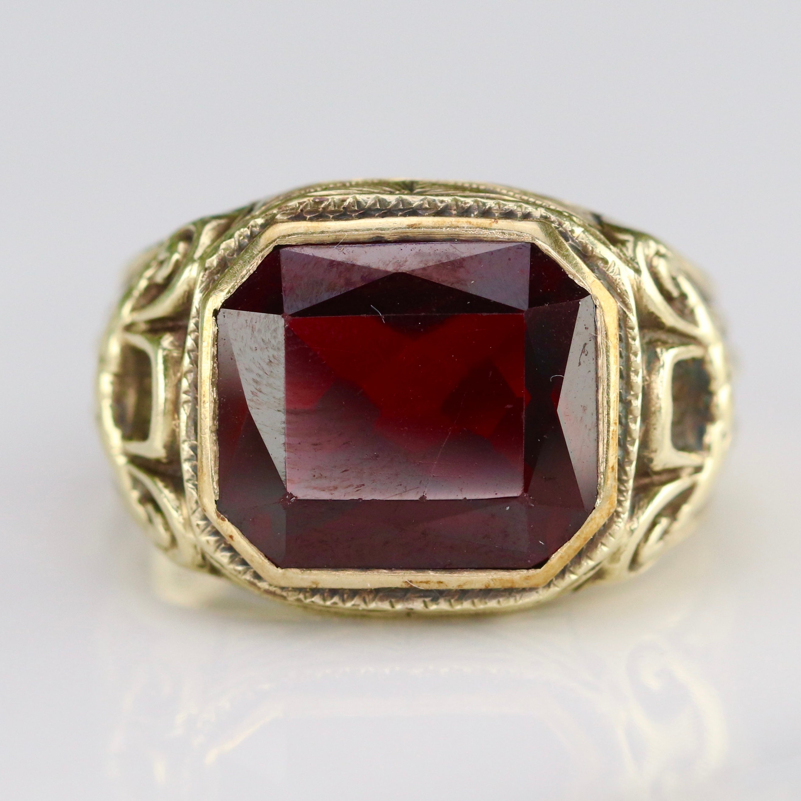 Vintage 14k yellow shops gold fancy ring mount chipped top lab ruby s6.5 MA 100522@