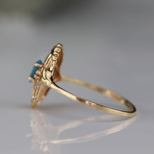 Load image into Gallery viewer, Vintage blue topaz and diamond plaque ring in yellow gold