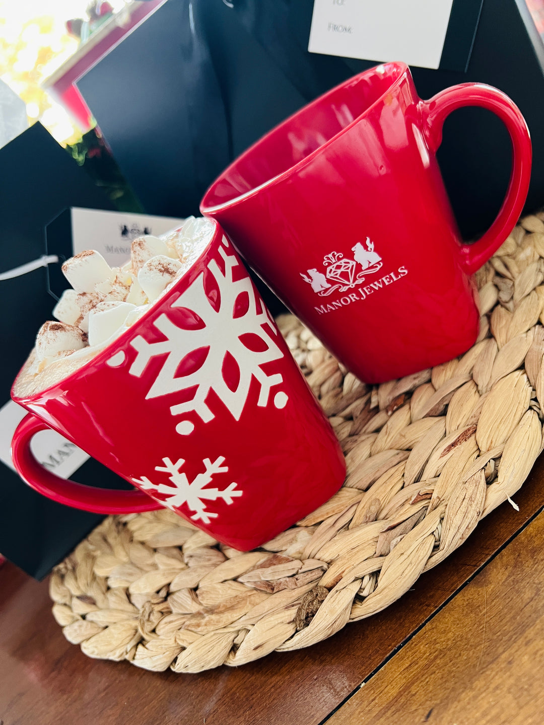 Manor Jewels Christmas mug