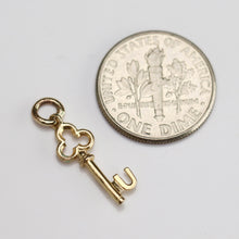 Load image into Gallery viewer, Vintage Initial U key charm in yellow gold