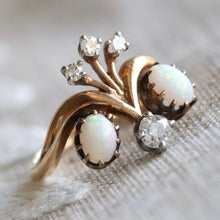 Load image into Gallery viewer, Vintage opal and Diamond ring in 14k yellow gold