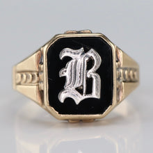 Load image into Gallery viewer, Ostby Barton vintage onyx B ring in yellow gold