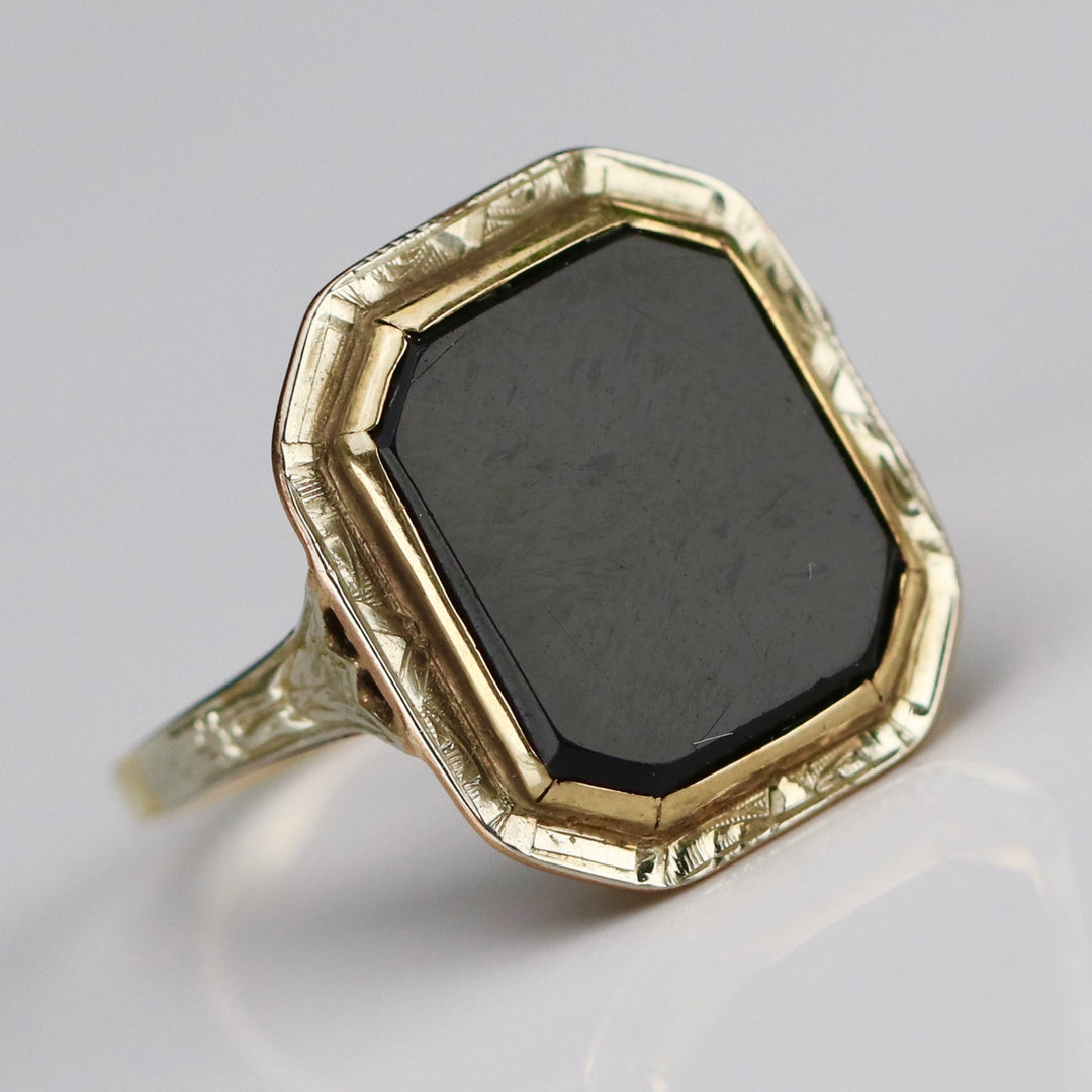 Edwardian onyx ring in yellow and white gold