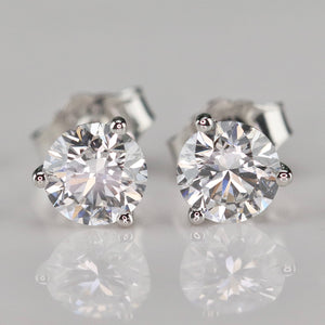 Lab grown 1ctw F/VS Diamond studs in 14k white gold