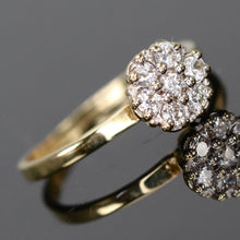 Load image into Gallery viewer, Vintage ring with diamonds in yellow gold from Manor Jewels