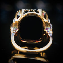 Load image into Gallery viewer, Heavy vintage onyx ring in yellow gold