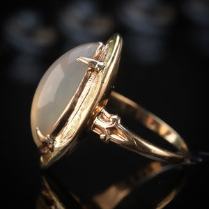 Vintage ring in yellow gold from Manor Jewels