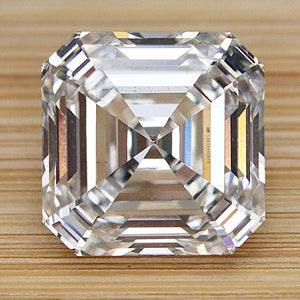 MANOR ROYAL: The Victoria -4.43ct Asscher cut lab grown diamond ring in platinum