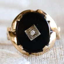 Load image into Gallery viewer, Vintage oval onyx and diamond ring in yellow gold