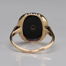 Load image into Gallery viewer, Vintage oval onyx and diamond ring in yellow gold