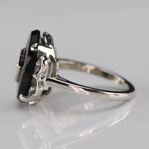 Vintage Onyx and diamond ring in white gold