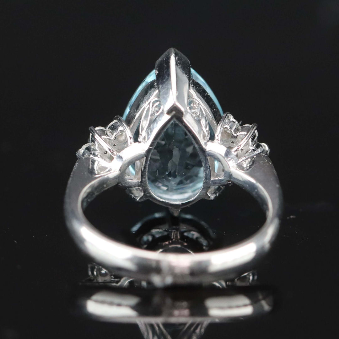 Estate heirloom quality Aquamarine and diamond ring in platinum