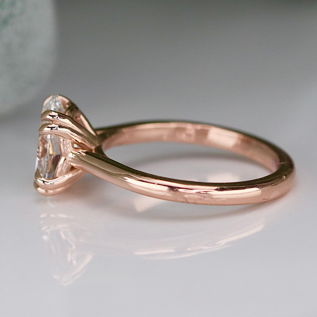 MANOR ROYAL:  The Ophelia - 1.95ct lab grown oval diamond ring in 14k rose gold D/VVS2