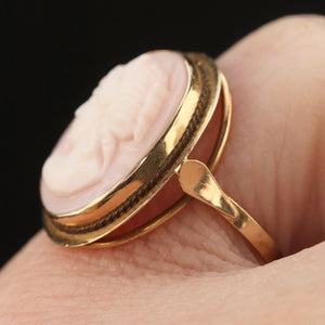 Vintage cameo ring in 14k yellow gold from Manor Jewels