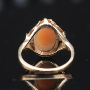 Vintage yellow gold cameo ring