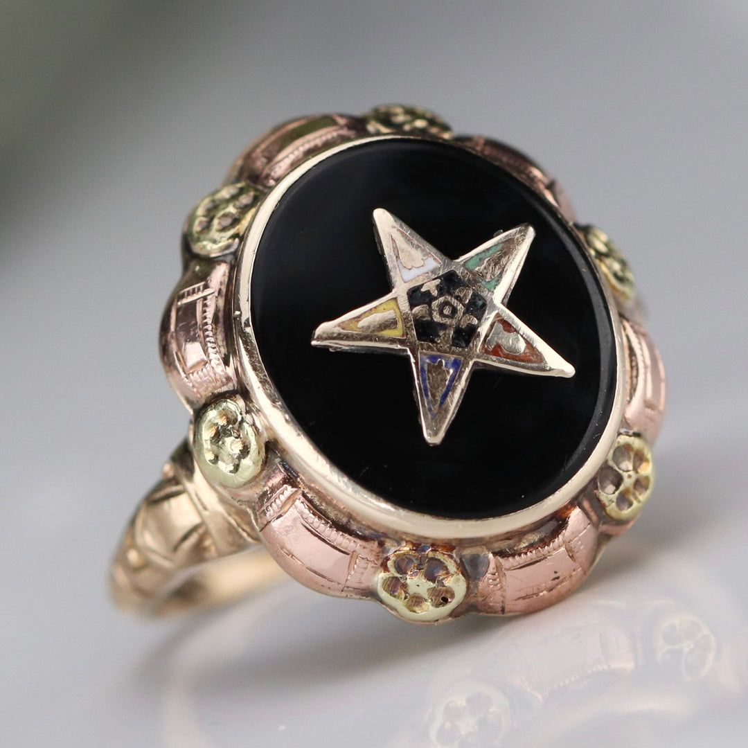 Vintage yellow gold eastern star onyx ring