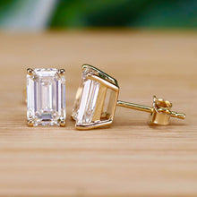 Load image into Gallery viewer, SPECIAL PRICING!  Lab grown 4ctw G/VS emerald cut Diamond studs in 18k yellow gold