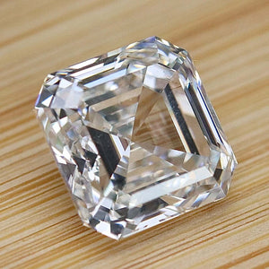 MANOR ROYAL: The Victoria -4.43ct Asscher cut lab grown diamond ring in platinum