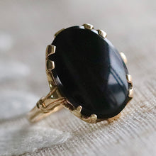 Load image into Gallery viewer, Vintage oval onyx ring in 14k yellow gold