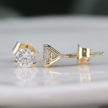 Load image into Gallery viewer, SPECIAL PRICING!  Lab grown .60ctw F-G/SI Diamond studs in 14k yellow gold